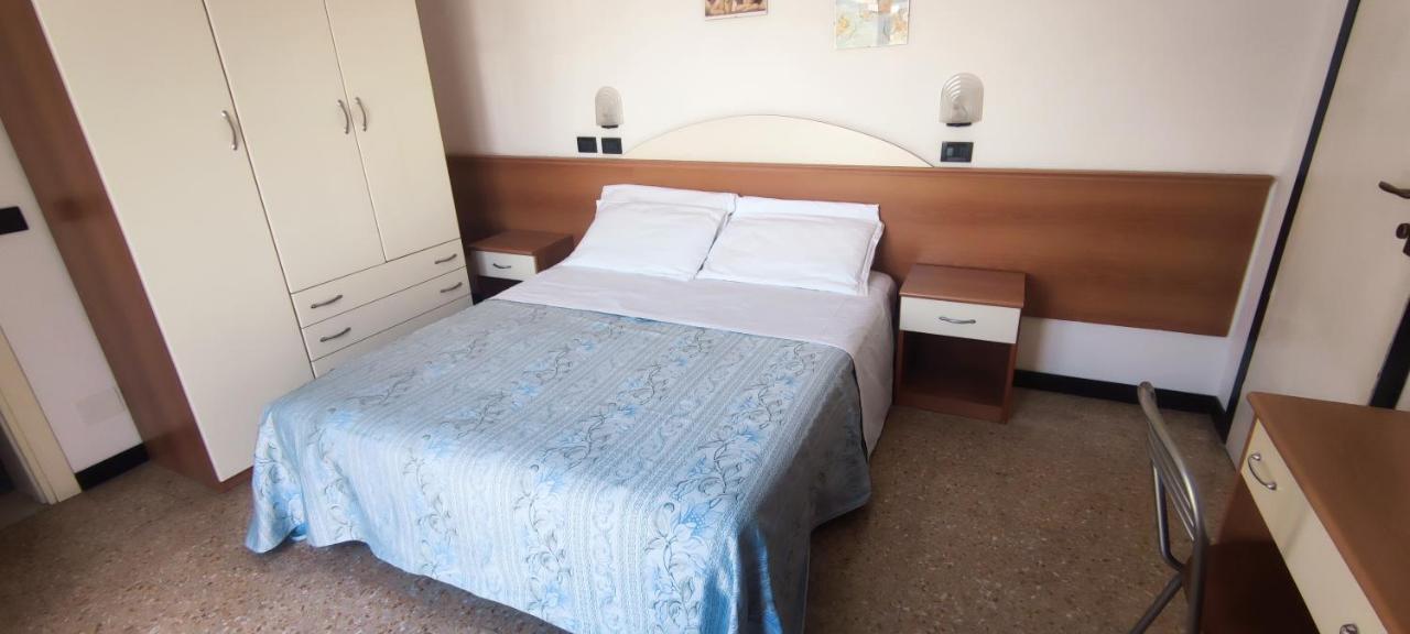 Hotel Ardesia Ρίμινι Εξωτερικό φωτογραφία