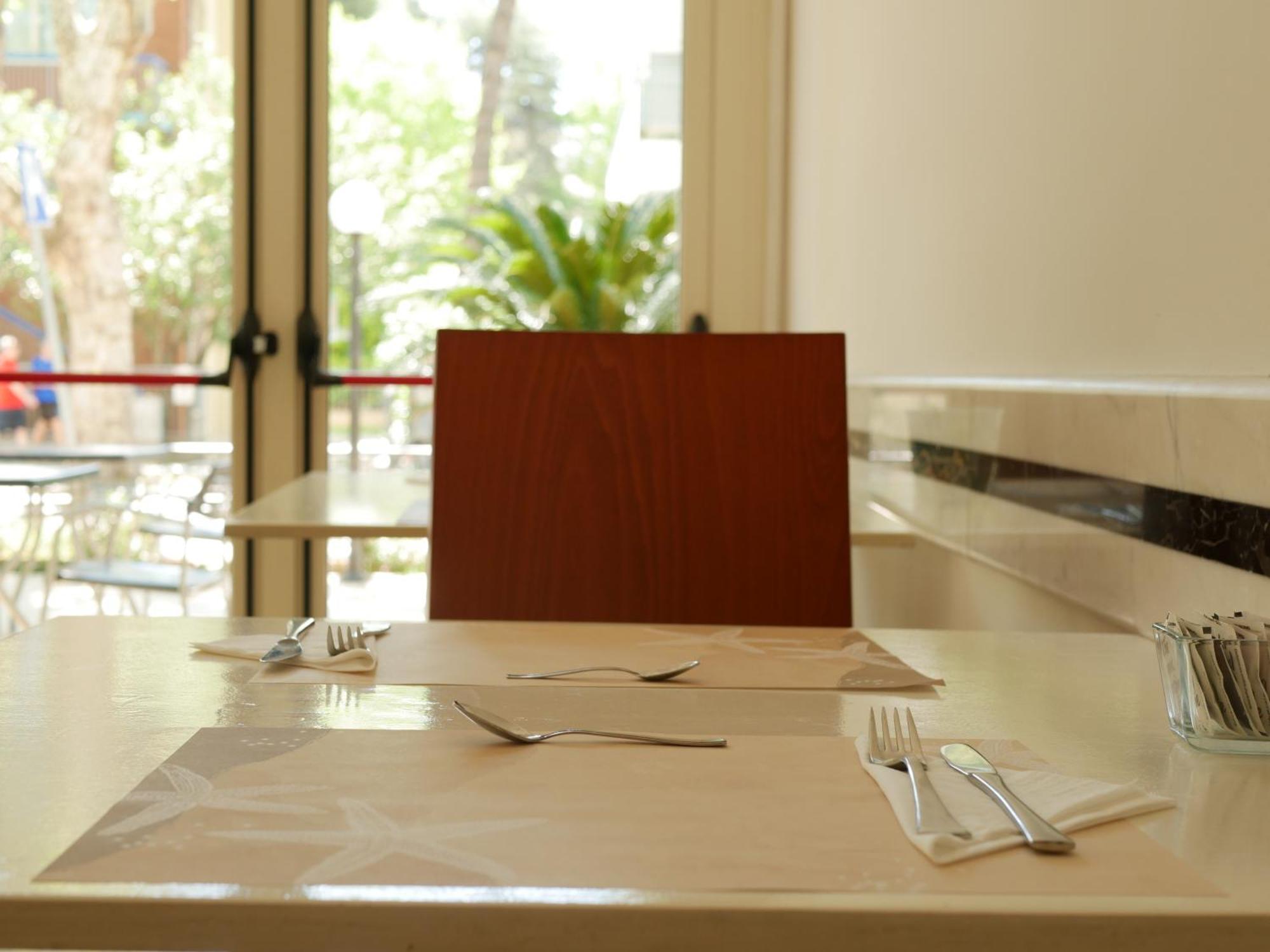 Hotel Ardesia Ρίμινι Εξωτερικό φωτογραφία